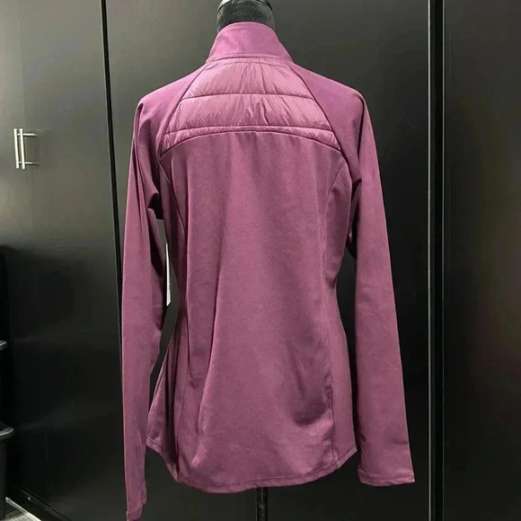 Marika Revive Drywik Finish jacket, zip front, thumb holes,quilted puffer panel - Picture 3 of 14